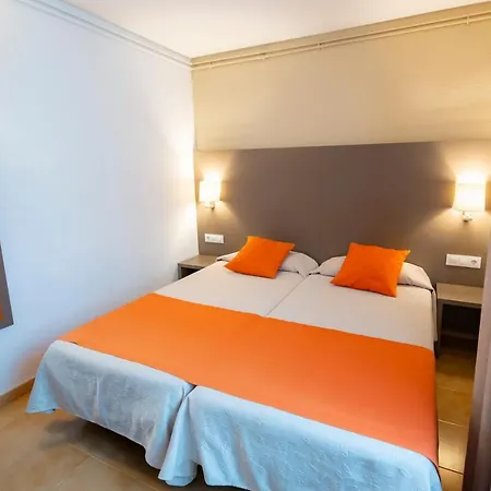 Hotel Risech Отель