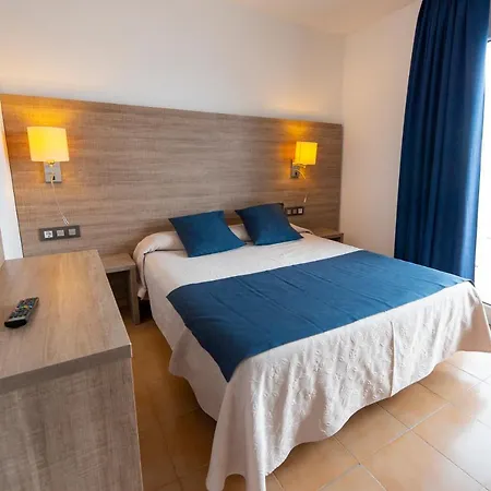 Отель Hotel Risech 2*