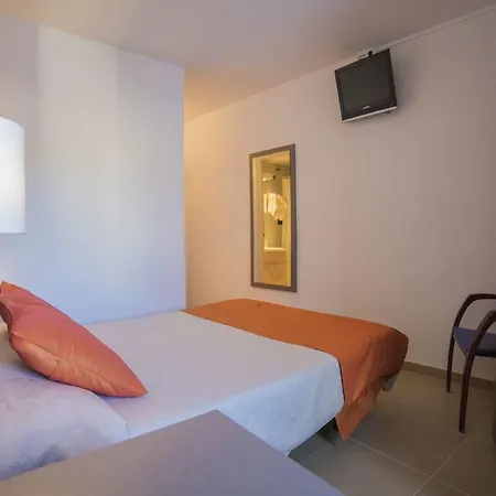 Hotel Risech 2*